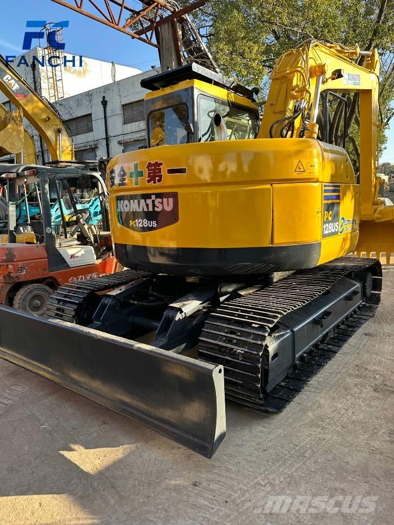 Komatsu PC 128 US Vikšriniai ekskavatoriai