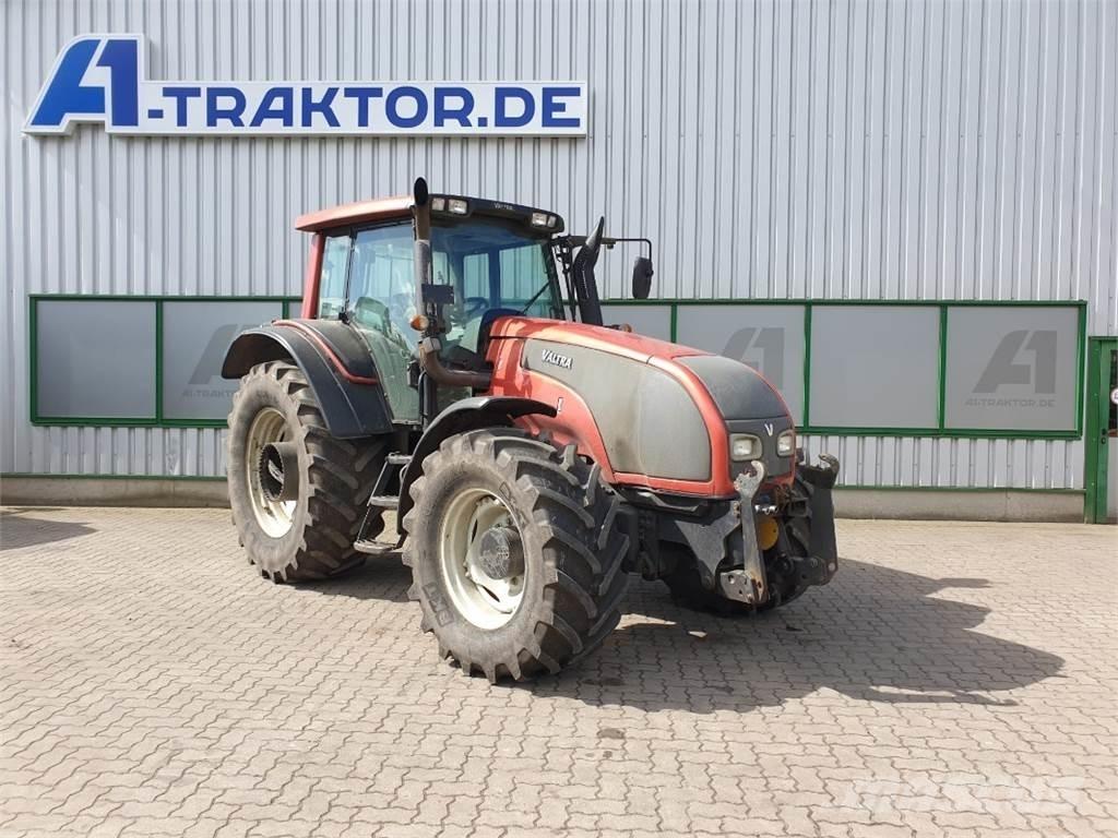 Valtra T151 Traktoriai