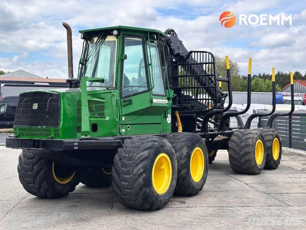 John Deere 1110 D Naudoti miškovežiai (Forvarderiai)