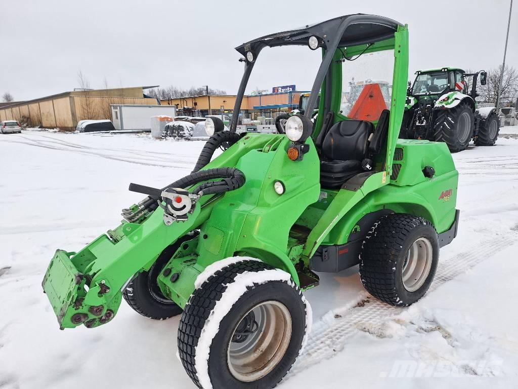 Avant 745 Daugiafunkciniai pakrovėjai