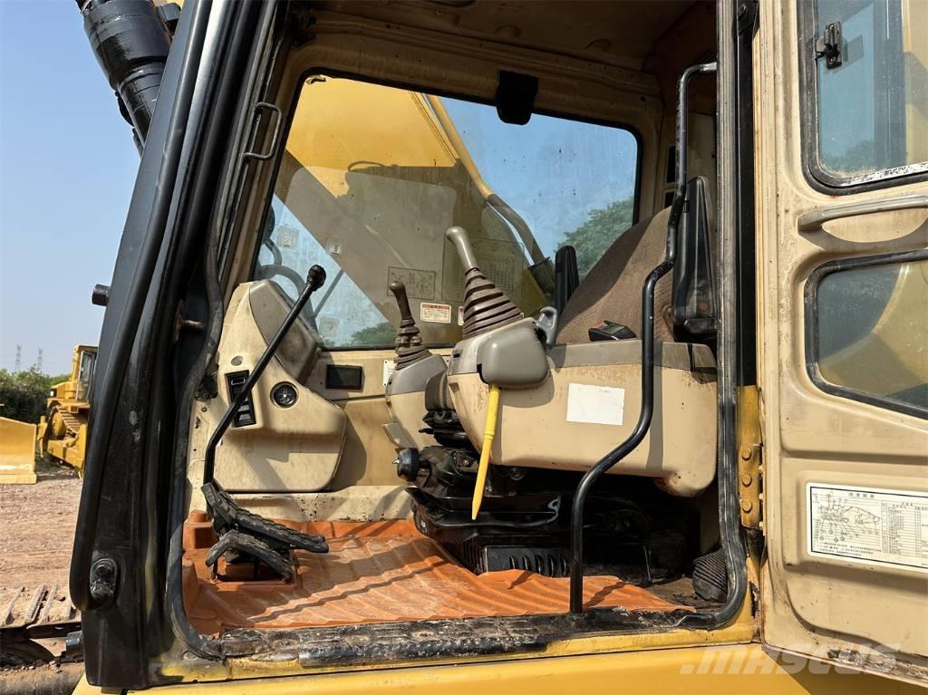 CAT 330 B L Vikšriniai ekskavatoriai