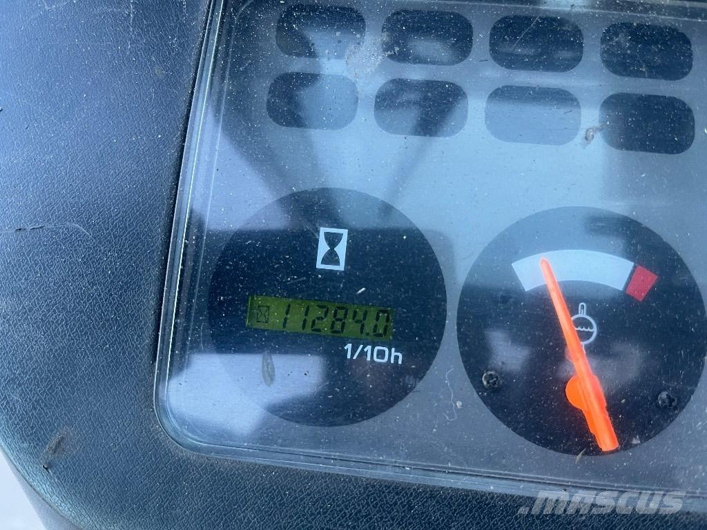 Nissan FGD02A300 Dyzeliniai krautuvai