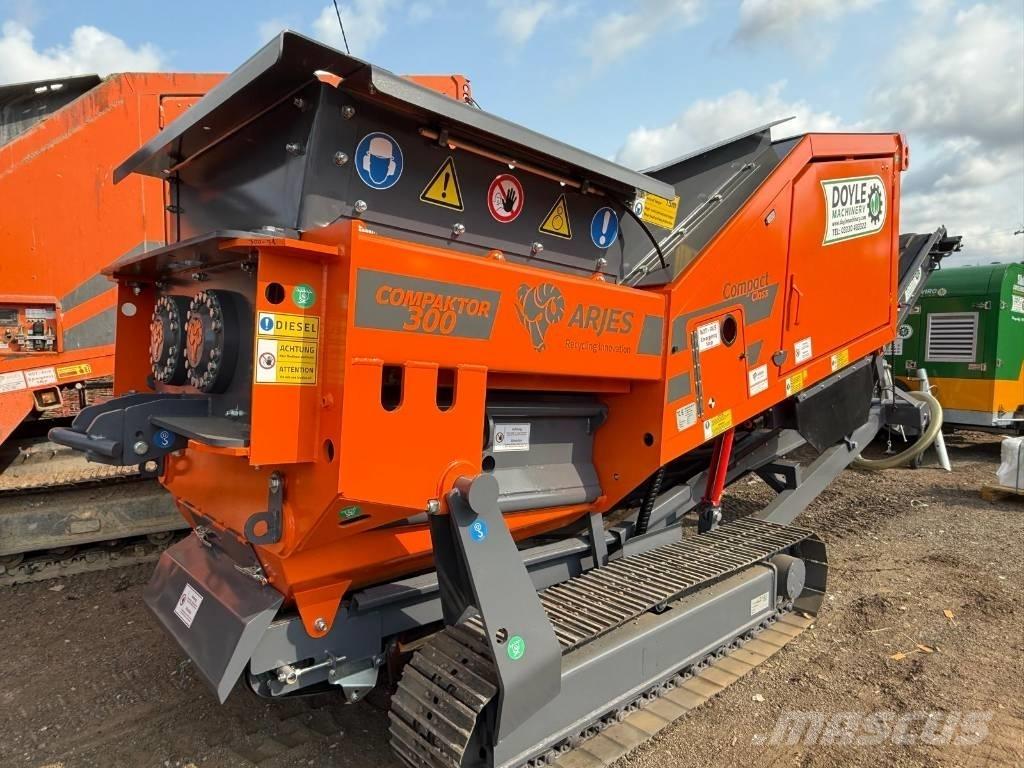 Arjes Compaktor 300 Mobilūs smulkintuvai
