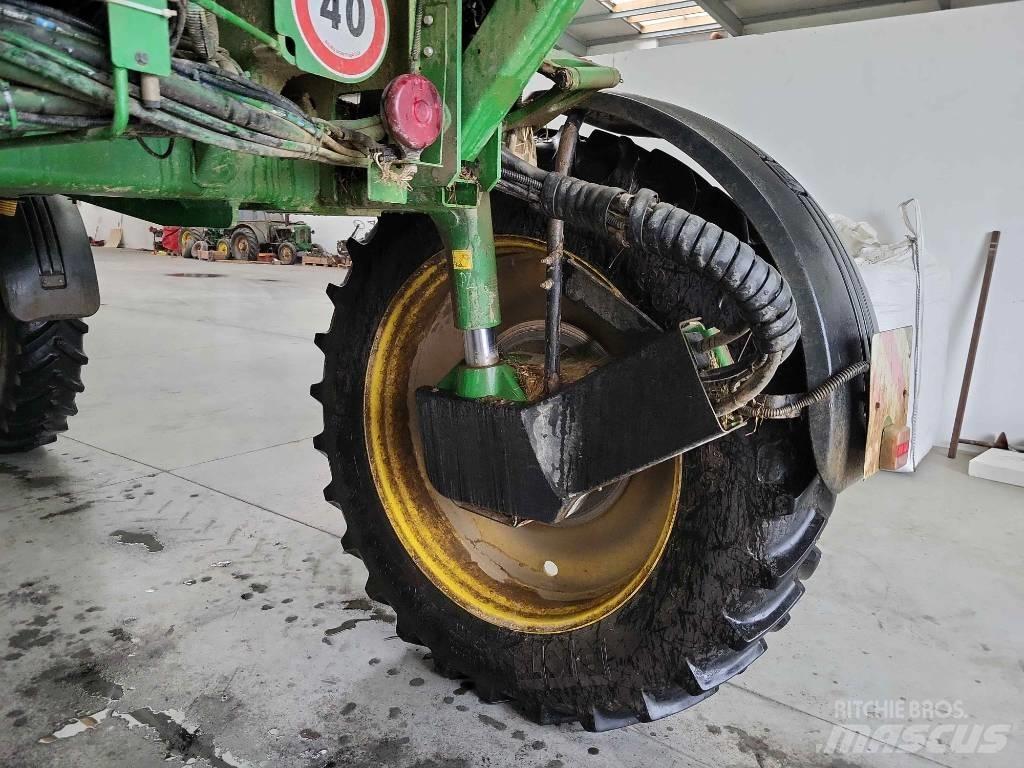 John Deere 4730 Savaeigiai purkštuvai