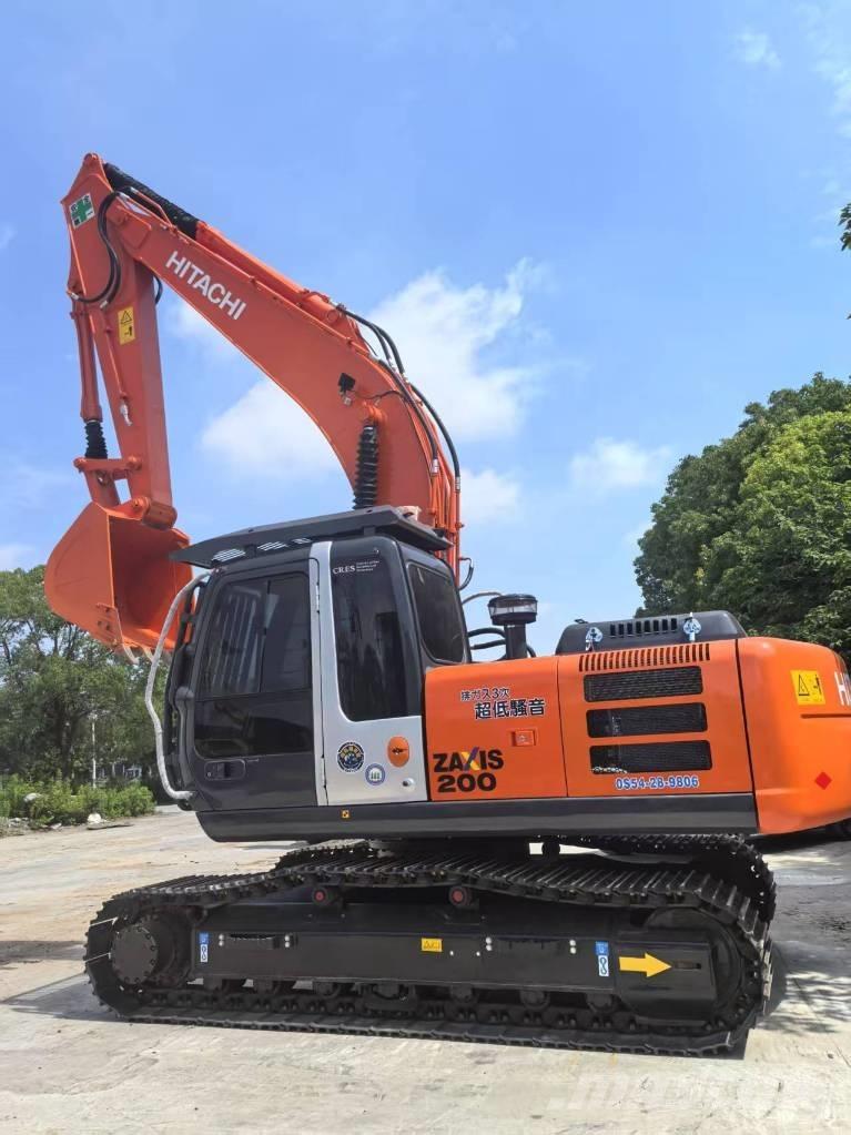 Hitachi ZX 200-3 G Vikšriniai ekskavatoriai