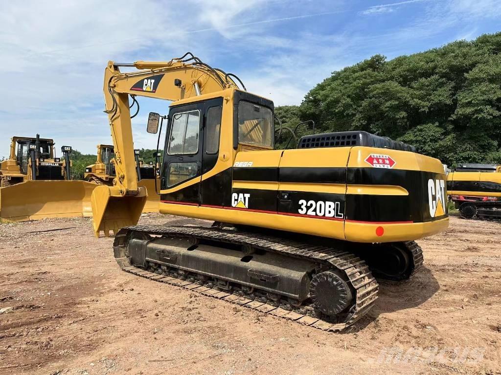 CAT 320 B Vikšriniai ekskavatoriai