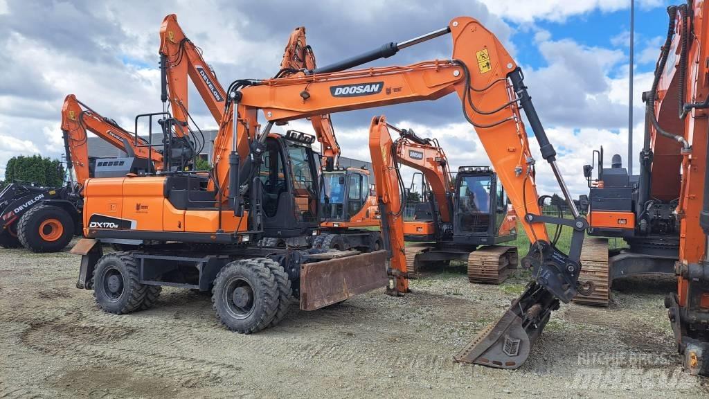 Doosan DX 170 W Ratiniai ekskavatoriai