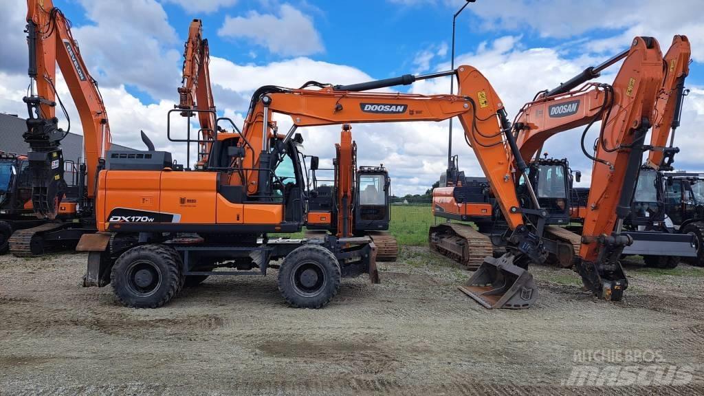 Doosan DX 170 W Ratiniai ekskavatoriai