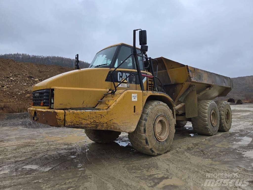 CAT 740 Karjeriniai savivarčiai