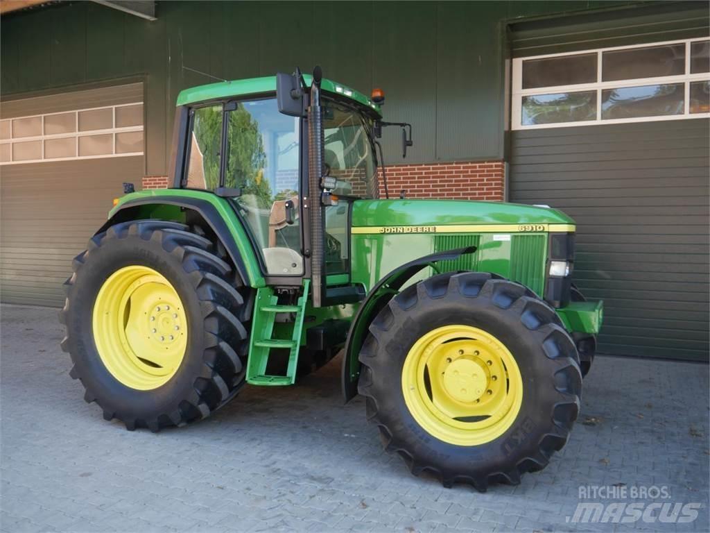 John Deere 6910 PQ Traktoriai