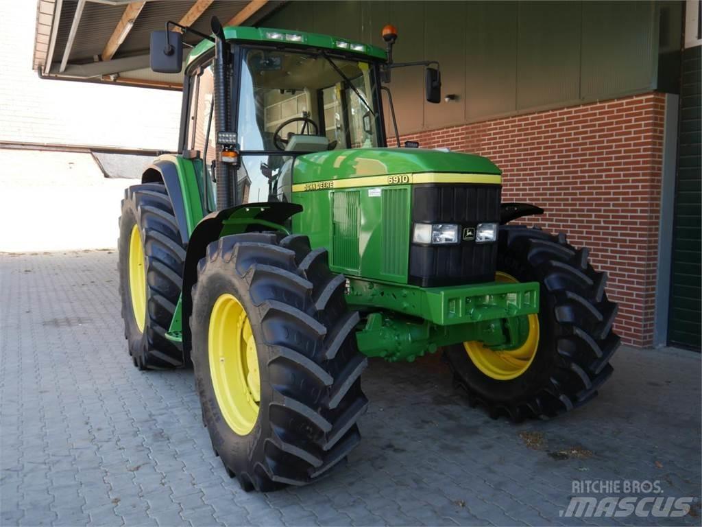 John Deere 6910 PQ Traktoriai