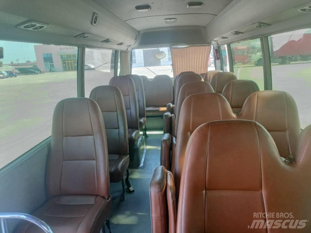 Toyota Coaster Bus Mikroautobusai