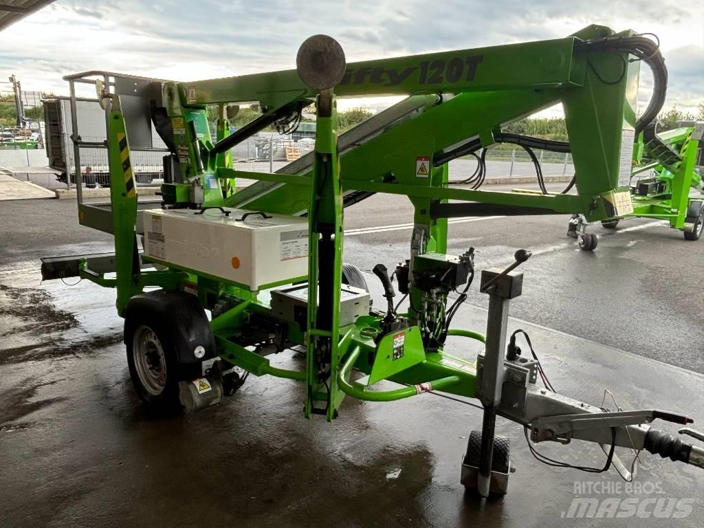 Niftylift 120 TET Ant priekabų montuojamos kėlimo platformos
