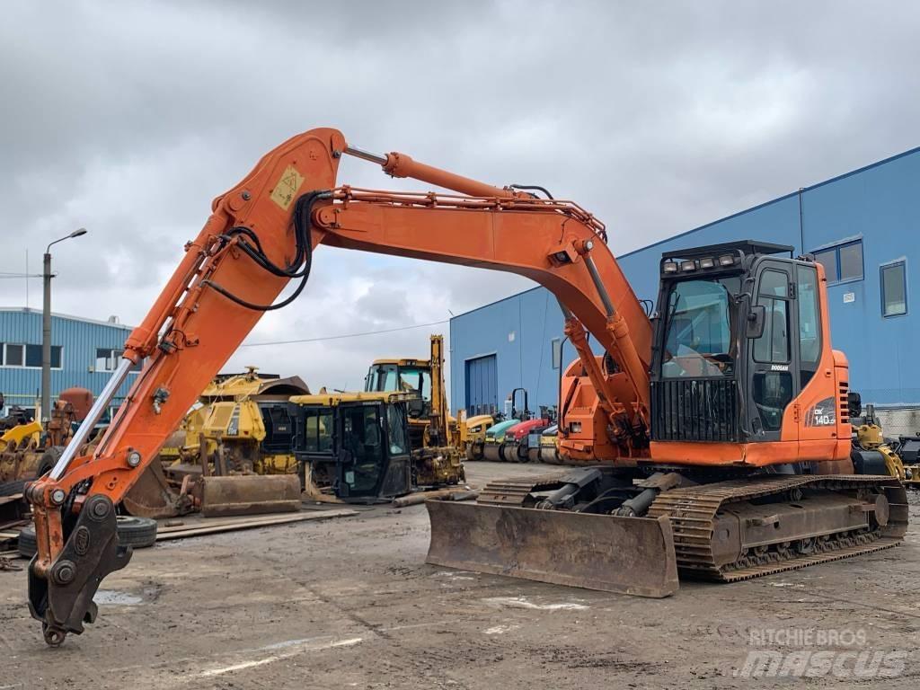 Doosan DX 140 LCR Vikšriniai ekskavatoriai