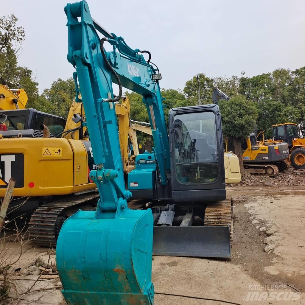Kobelco SK 75 Vidutinės galios ekskavatoriai 7-12 t