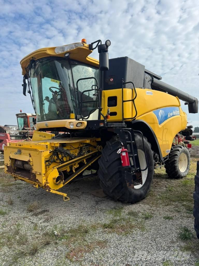 New Holland CR 960 Derliaus nuėmimo kombainai