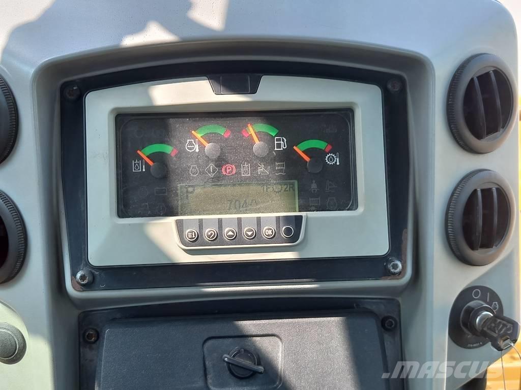 CAT D8T (Jebel Ali) Vikšriniai buldozeriai