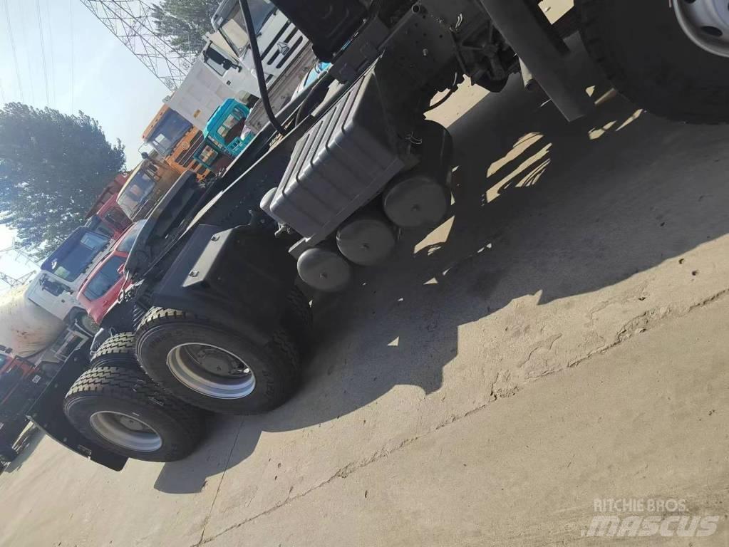 Howo 420 6x4 Naudoti vilkikai