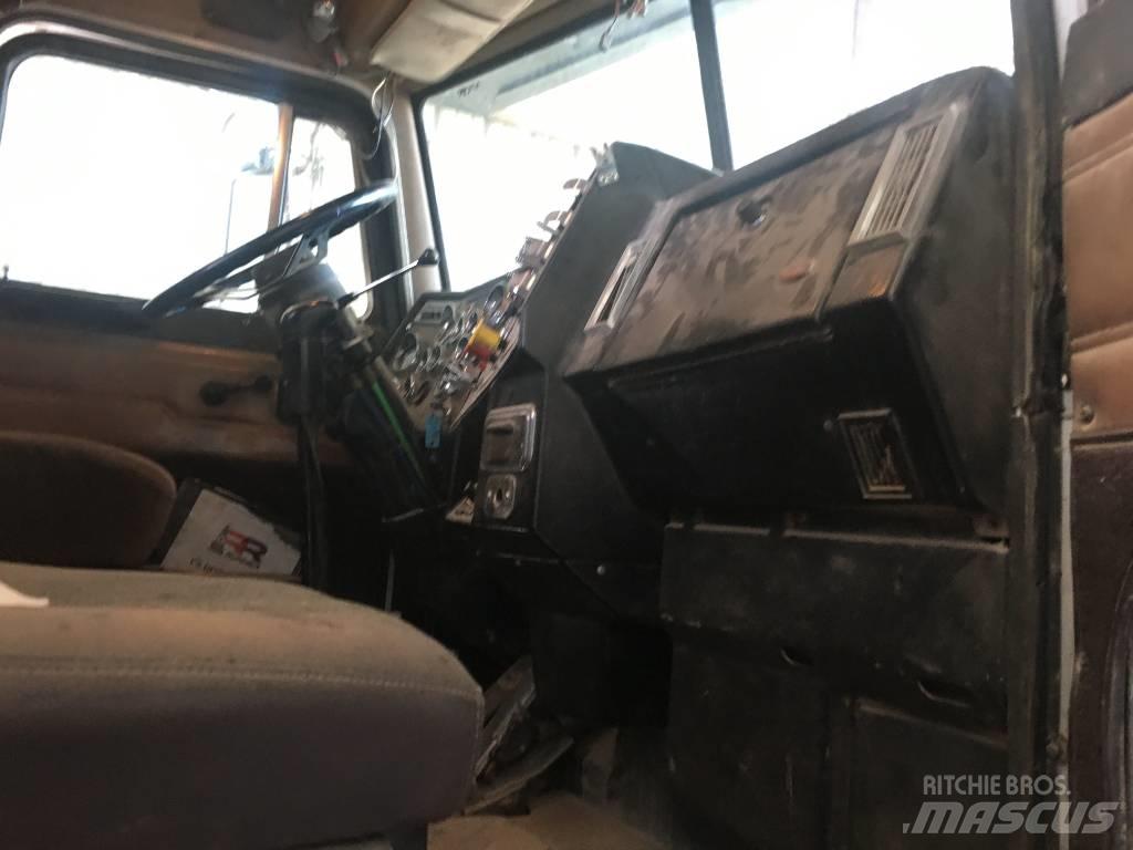 Peterbilt 378 Suvirinimo traktoriai