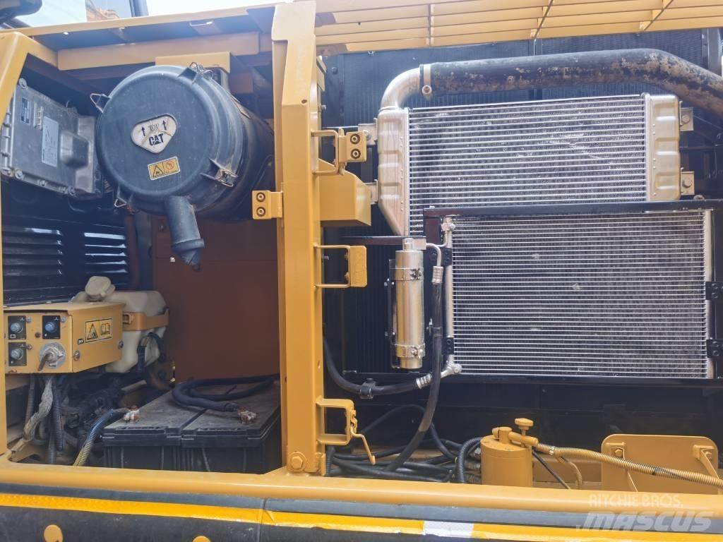 CAT 320 D Vikšriniai ekskavatoriai