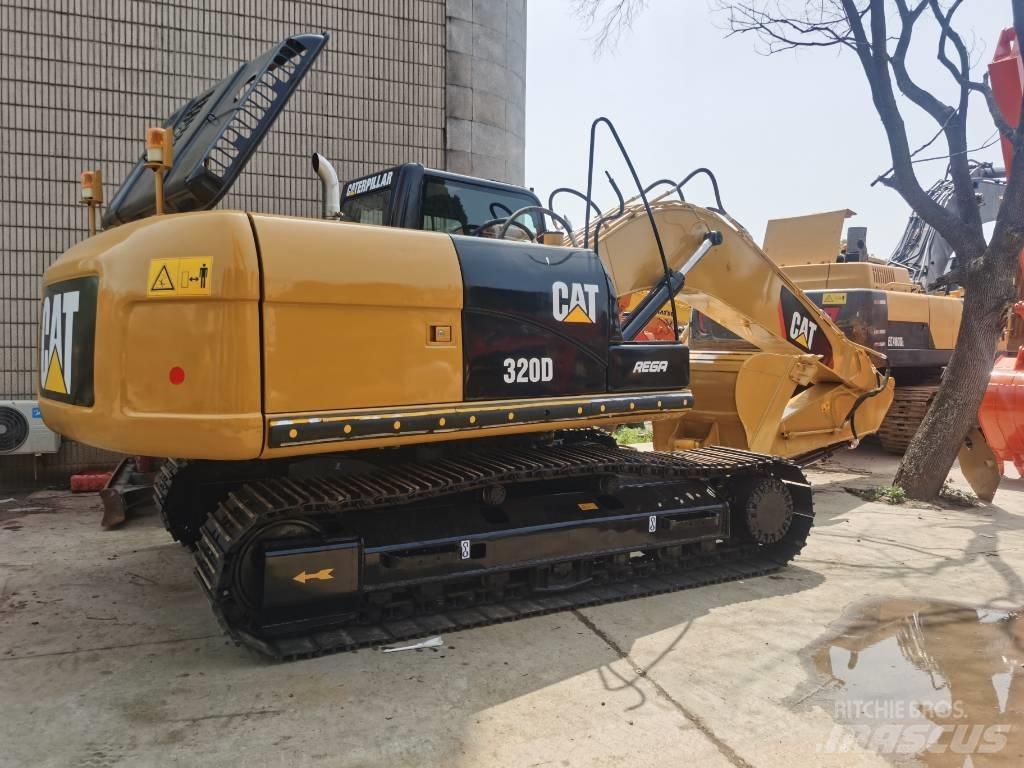 CAT 320 D Vikšriniai ekskavatoriai