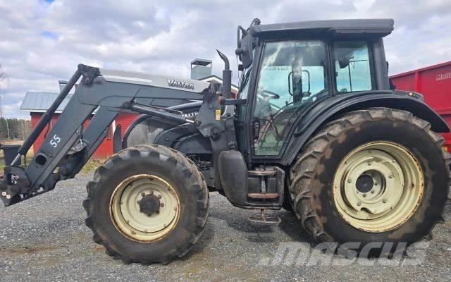 Valtra N141 HiTech Traktoriai