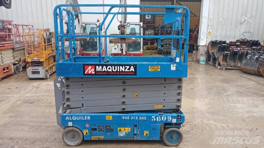 Genie GS4047 Žirkliniai keltuvai