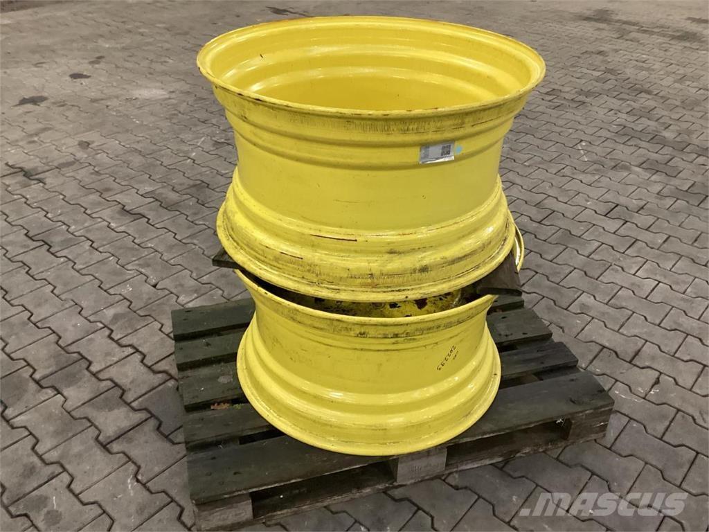 John Deere 16x30 Padangos, ratai ir ratlankiai