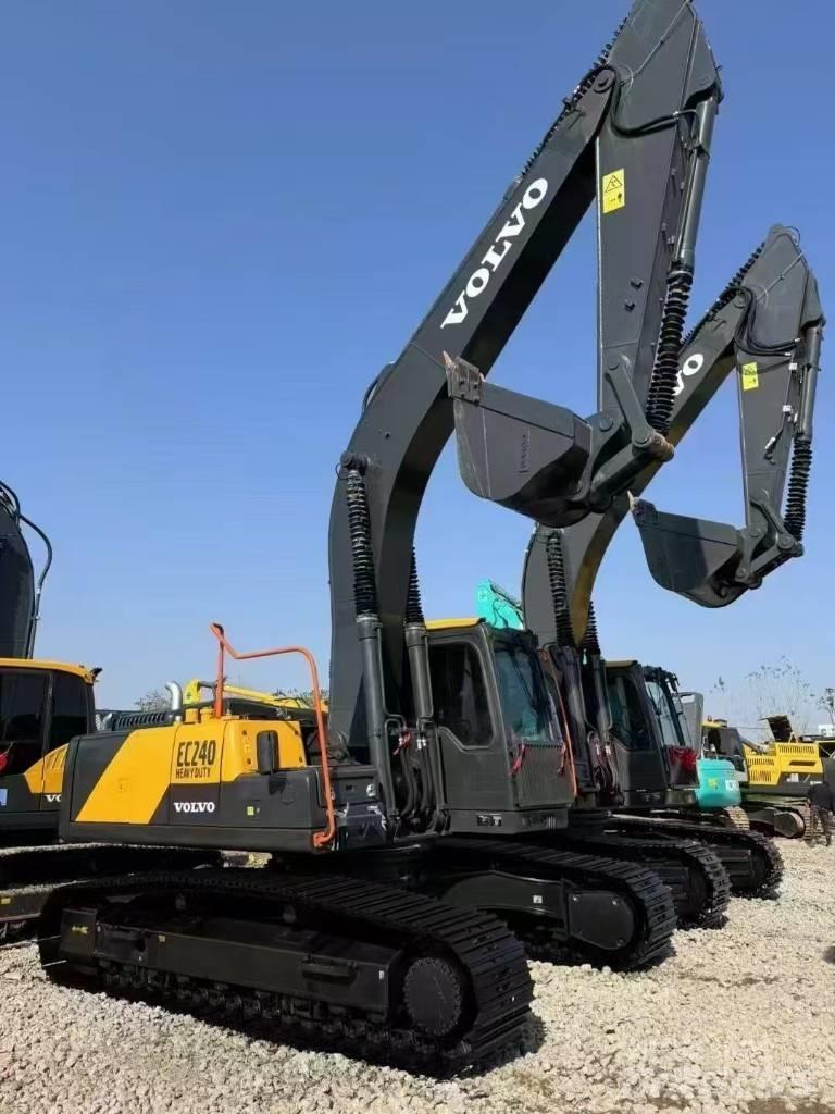 Volvo EC 240 Vikšriniai ekskavatoriai