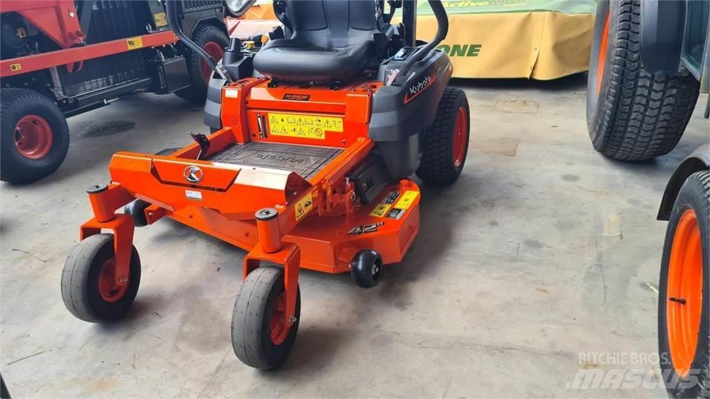 Kubota Z1-421 Golfo laukų šienapjovės