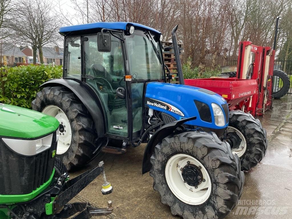 New Holland TN75SA Traktoriai