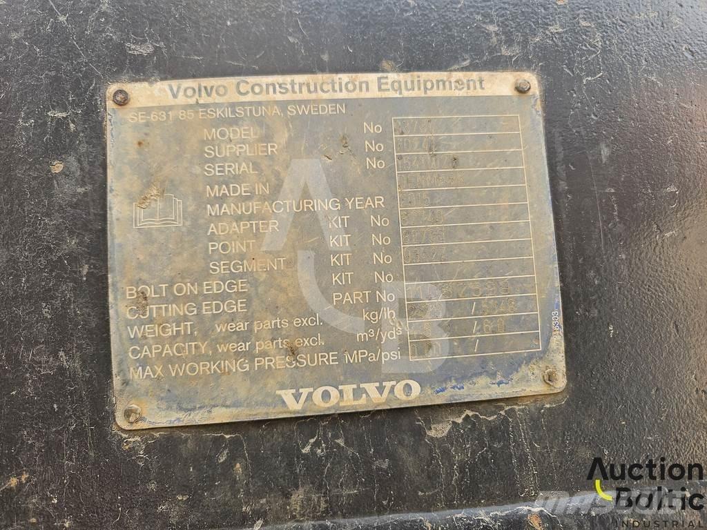 Volvo L 180 G Naudoti ratiniai krautuvai