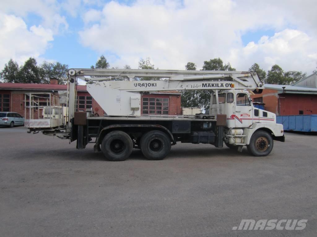 Volvo N 7 6x2 4200 Kita