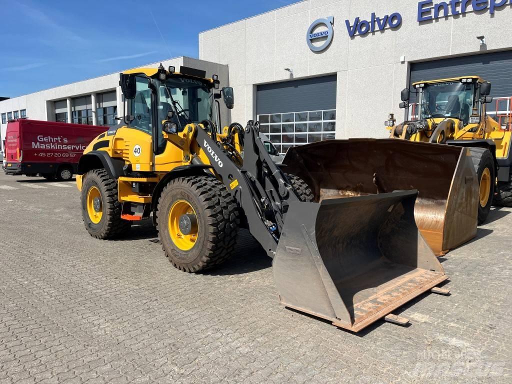 Volvo L50H Naudoti ratiniai krautuvai