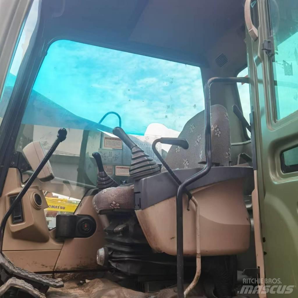 CAT 330 C Vikšriniai ekskavatoriai