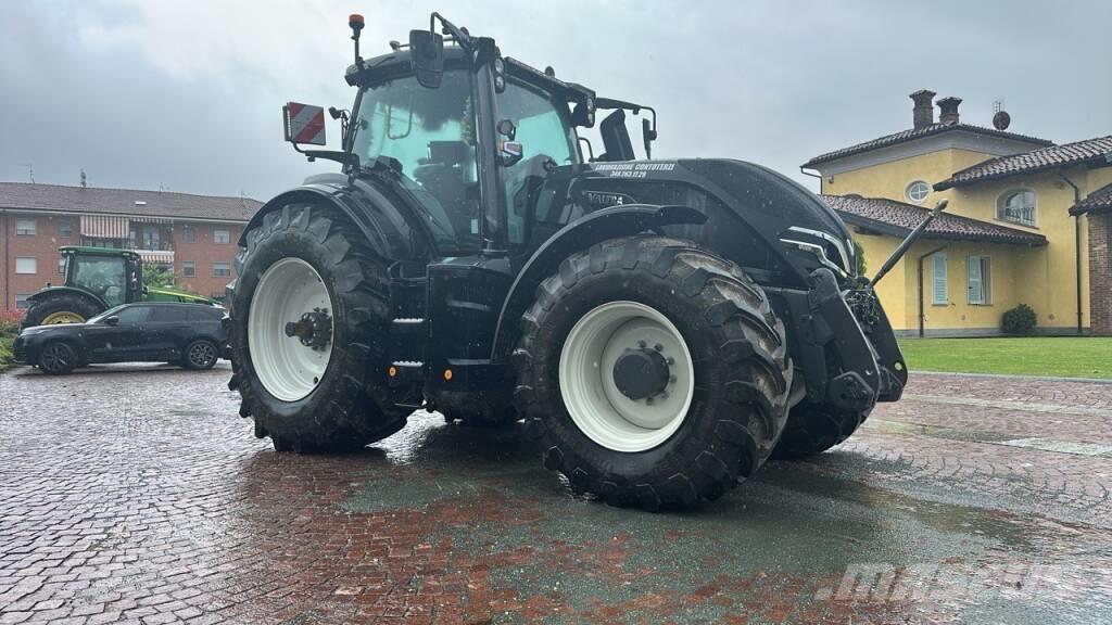 Valtra Q305 Traktoriai