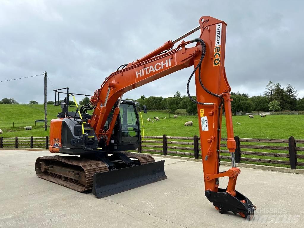 Hitachi ZX 135 US-6 Vikšriniai ekskavatoriai