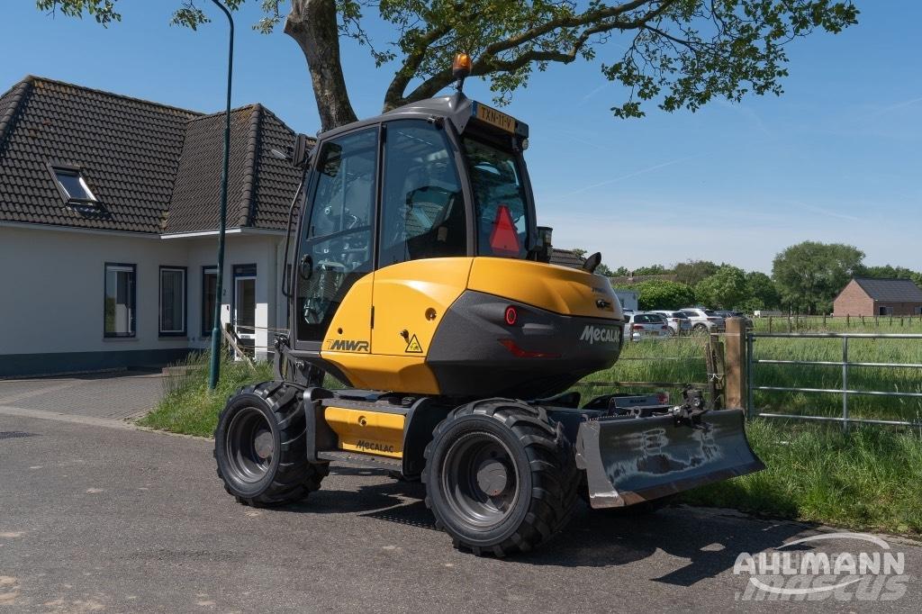 Mecalac 7MWR Ratiniai ekskavatoriai