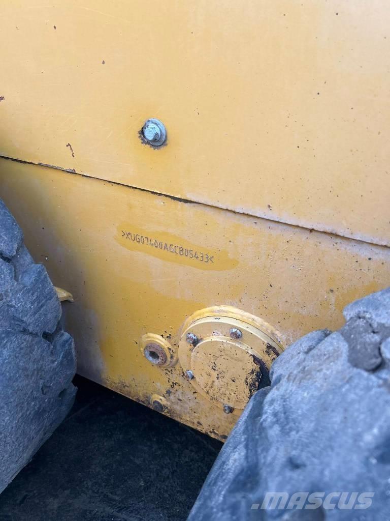 XCMG XCT740 Krautuvai su šoniniu pasukimu