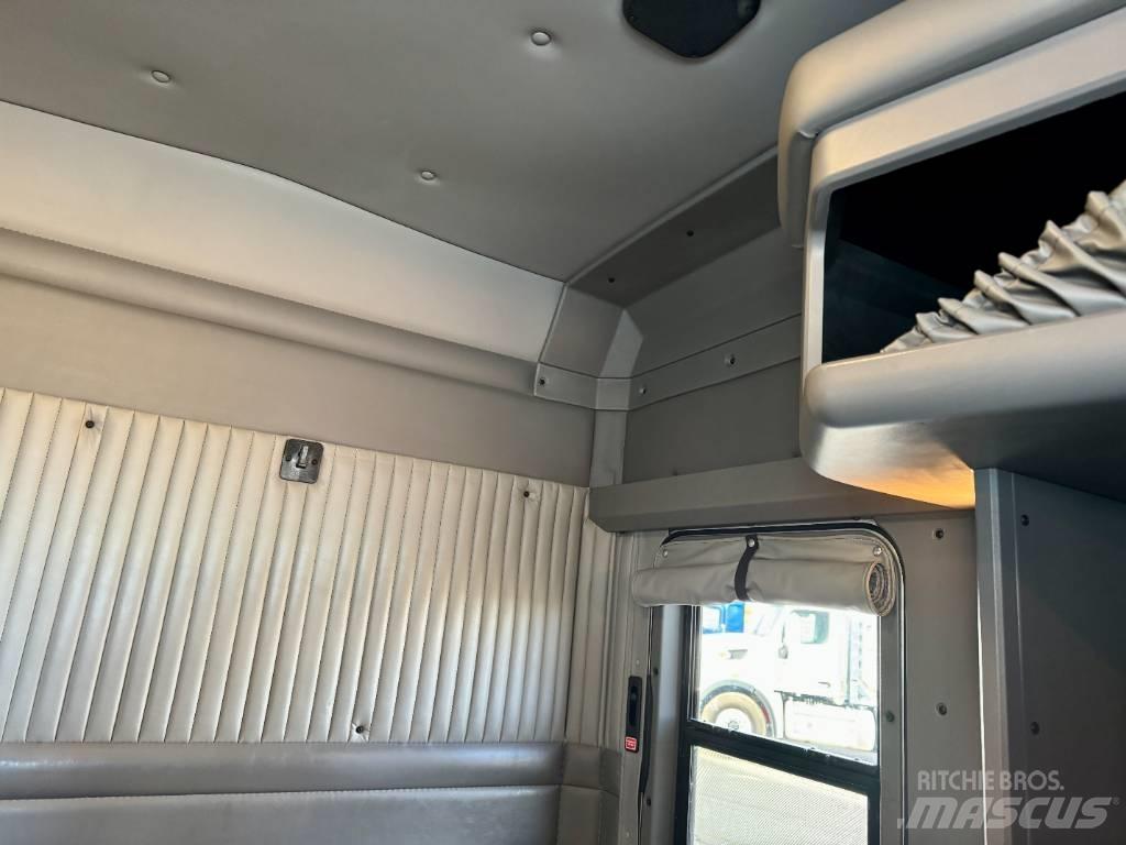 Kenworth T800 Naudoti vilkikai