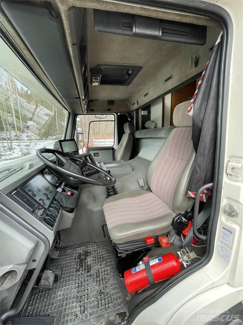Volvo FL7 Gyvulių pervežimo technika