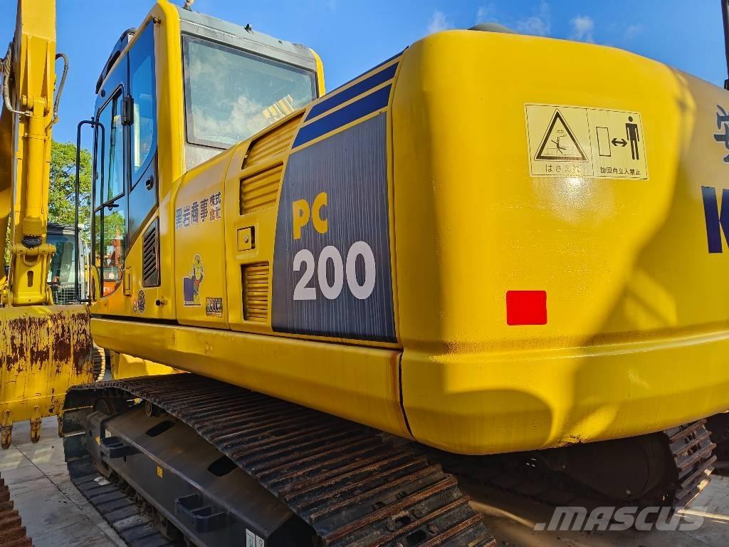 Komatsu PC 200-8 Vikšriniai ekskavatoriai