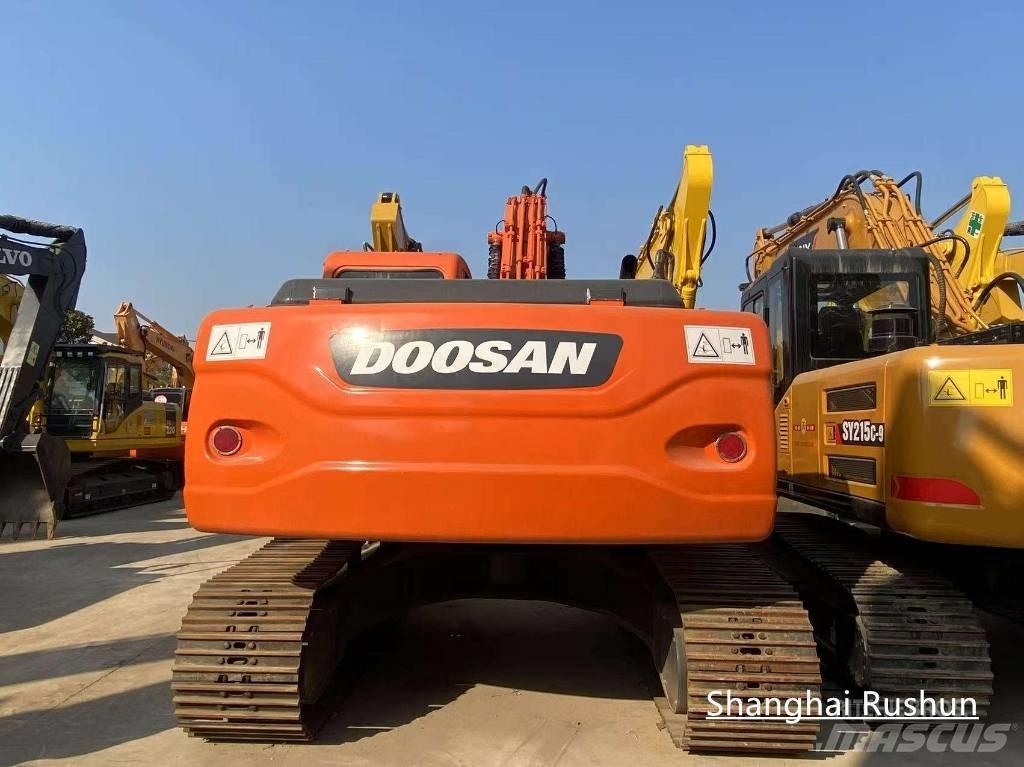 Doosan 225LC-9 Vikšriniai ekskavatoriai