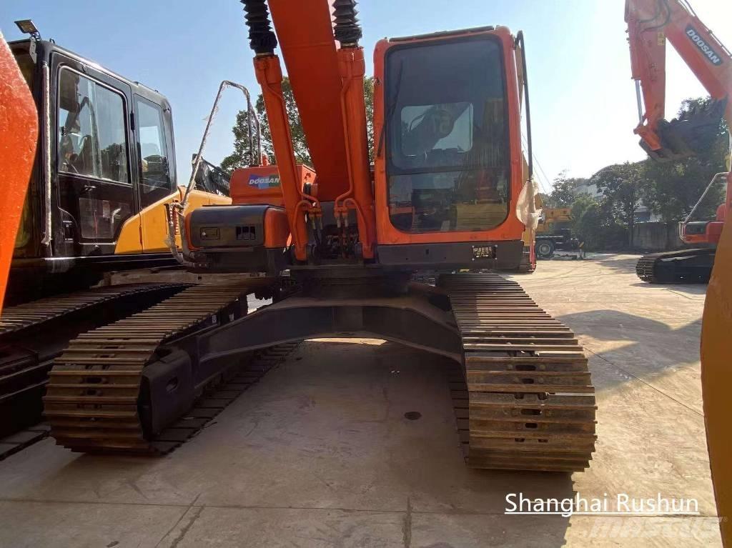 Doosan 225LC-9 Vikšriniai ekskavatoriai