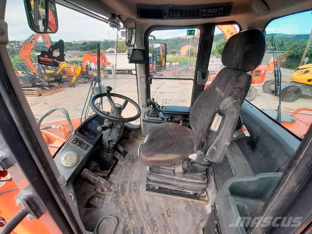 Doosan DL 250-3 Naudoti ratiniai krautuvai