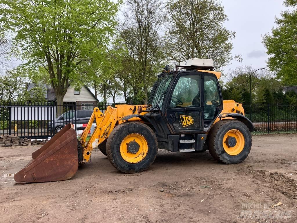 JCB 541-70 Teleskopiniai krautuvai