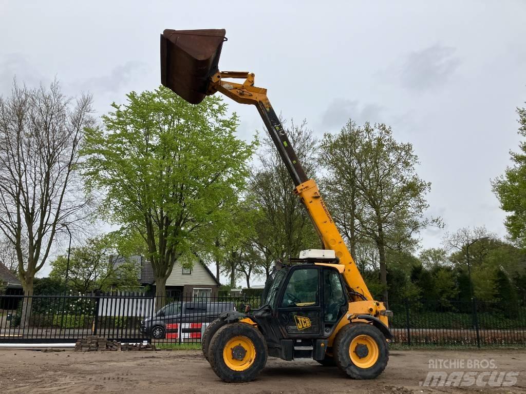 JCB 541-70 Teleskopiniai krautuvai