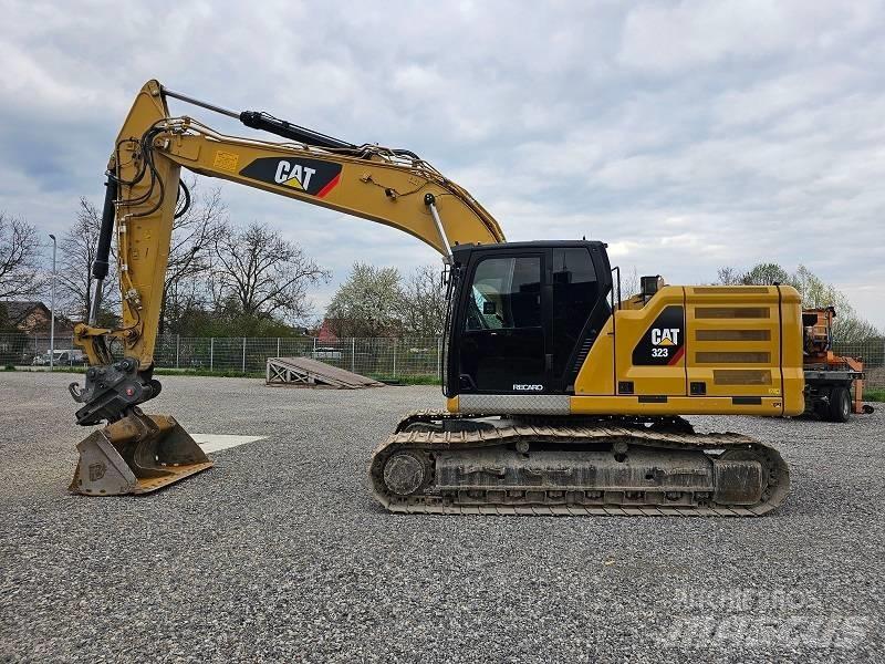 CAT 323-07B Vikšriniai ekskavatoriai