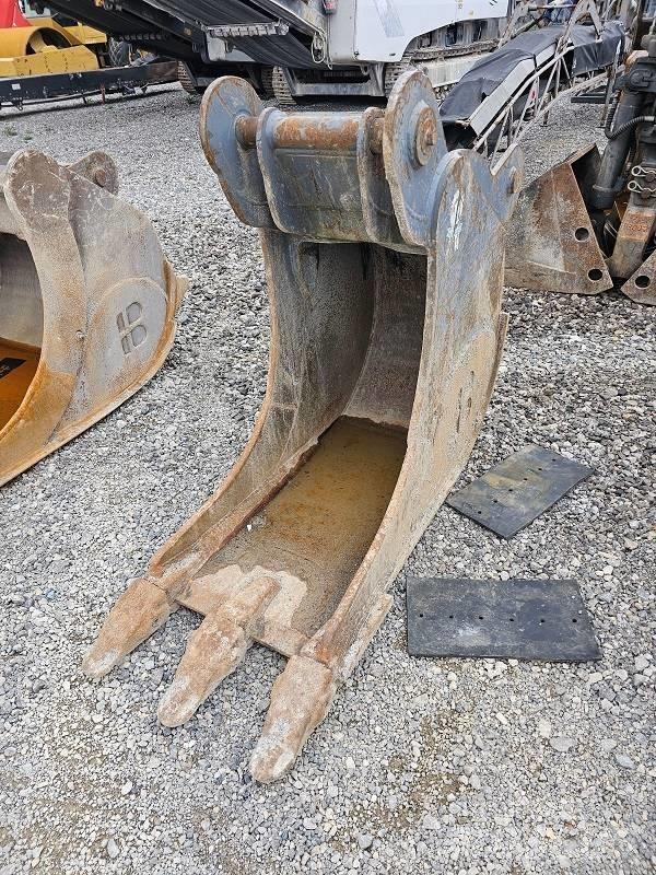 CAT 323-07B Vikšriniai ekskavatoriai