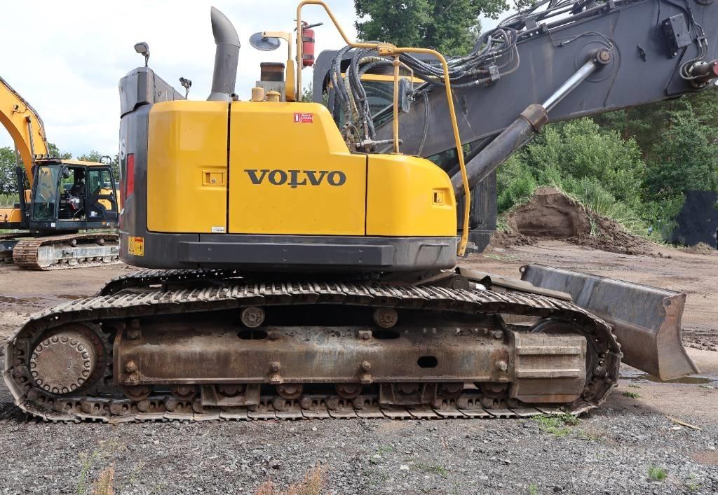 Volvo 305C Griovimo ekskavatoriai